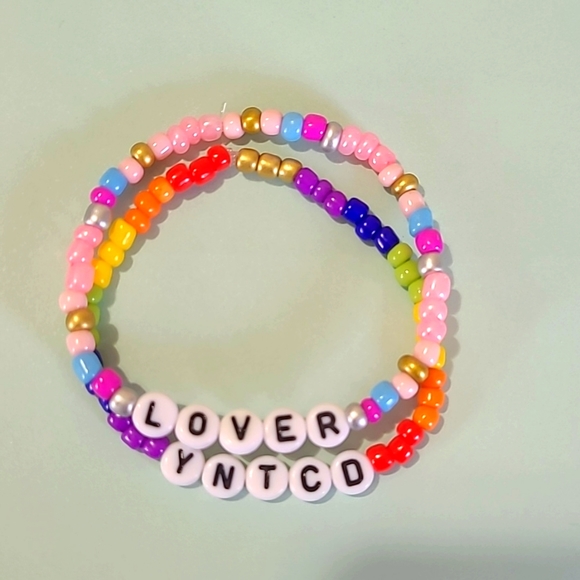 TAYLOR SWIFT BRACELETS - Handmade - Picture 2 of 5